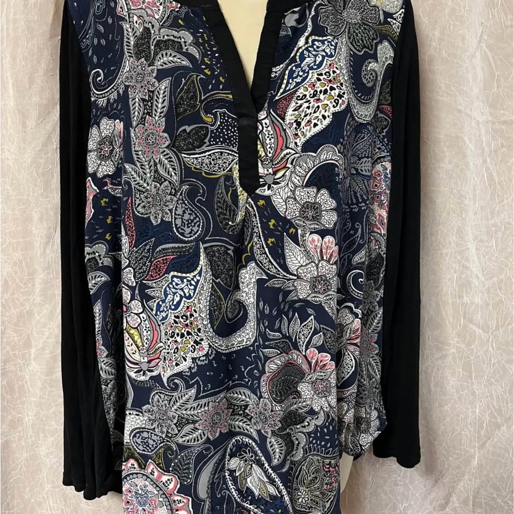 DR2 Women's Paisley Blouse - Black and Multicolor